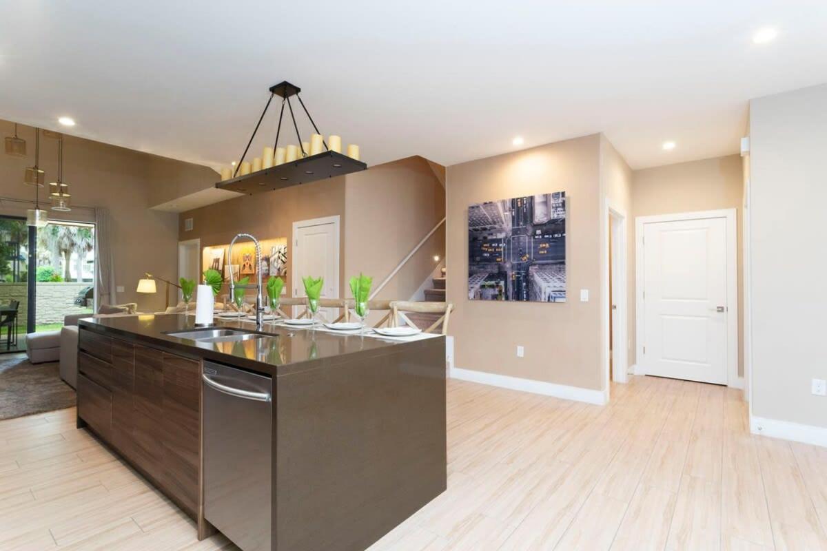 Stunning 4 Bd Close To Disney @ Magic Village Resort 7537 Orlando Eksteriør bilde