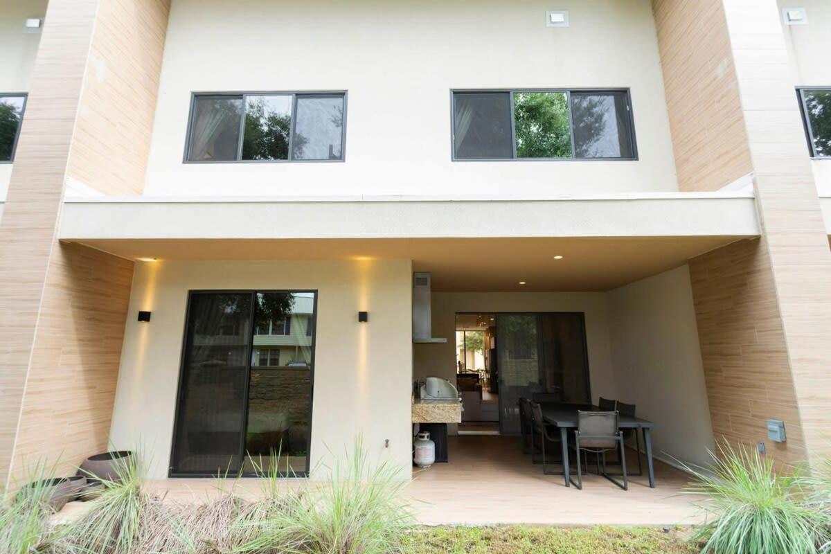 Stunning 4 Bd Close To Disney @ Magic Village Resort 7537 Orlando Eksteriør bilde